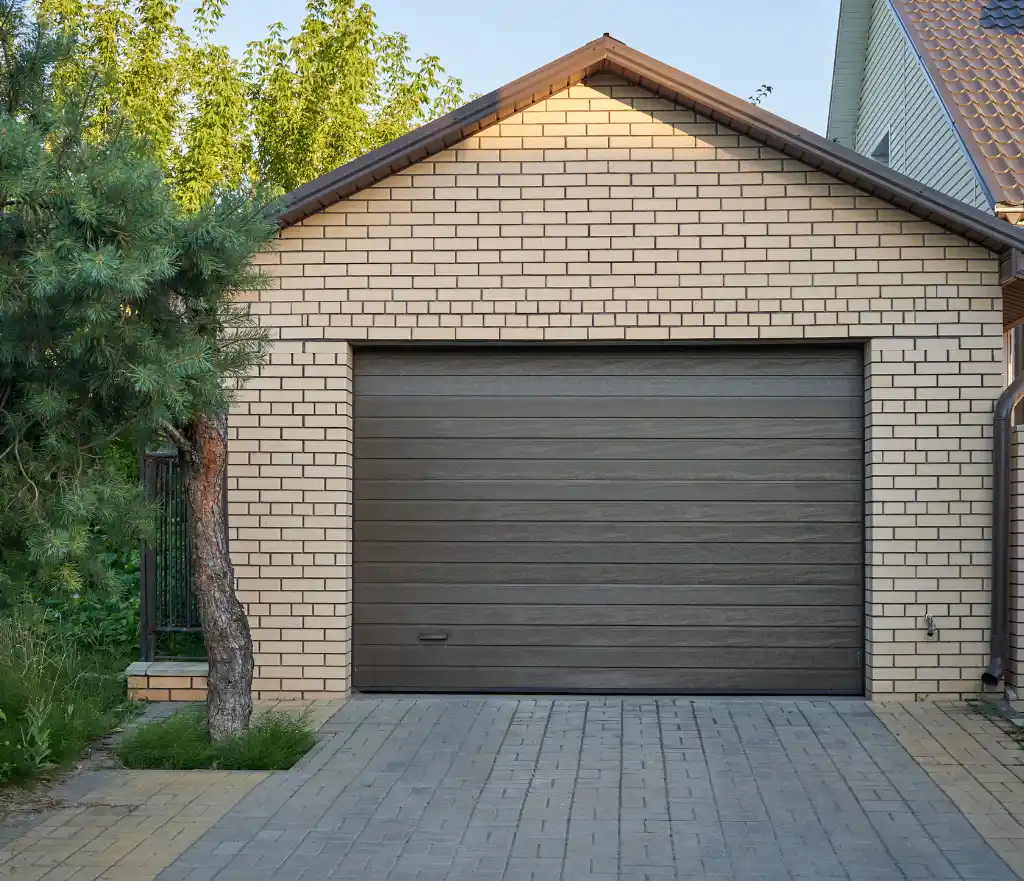 licensed garage door experts near you